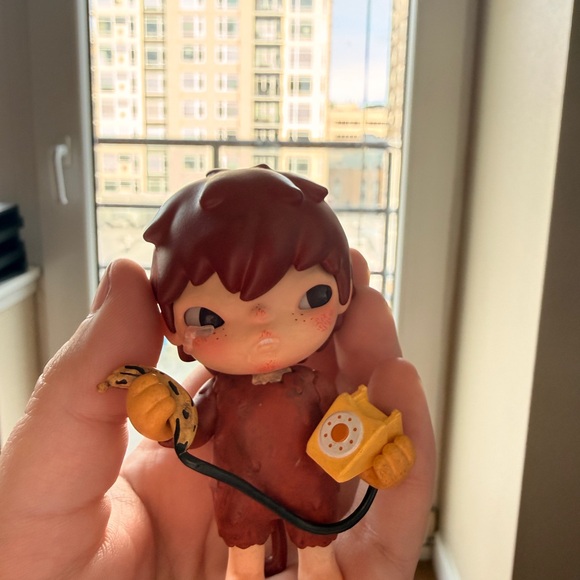 POP MART x Hirono The Other One Series Confirmed Figure “Raving” - Picture 3 of 4